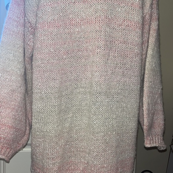 Light pink and off-white super cozy, soft and comfy sweater duster, new, one sz - Picture 8 of 10